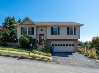 90 Lorena Ln, Jonesborough, TN 37659