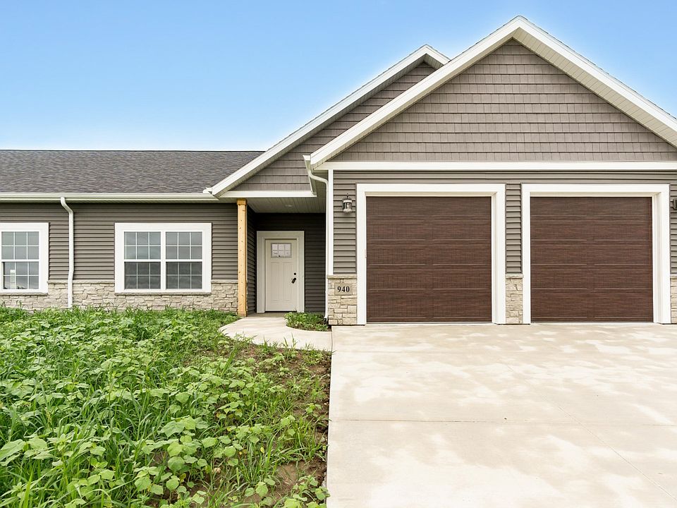 1st image of 940 Kings Dr