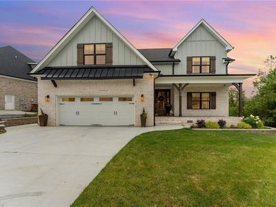 4304 Griffins Gate Ln, Greensboro, NC, 27407