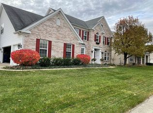 5743 Kenderly Ct, Carmel, IN 46033