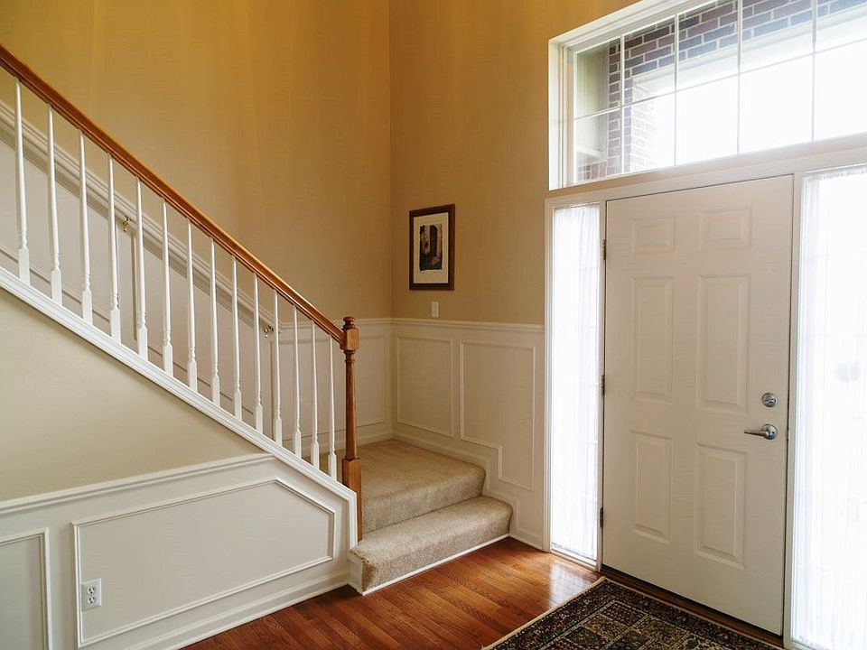 1st image of 6858 Lakeway St