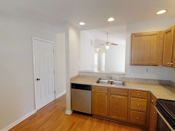 5th image of 3521 Pigeonbrook Ct