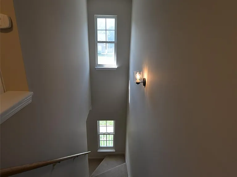 12531 Deaton Hill Dr — Photo 13