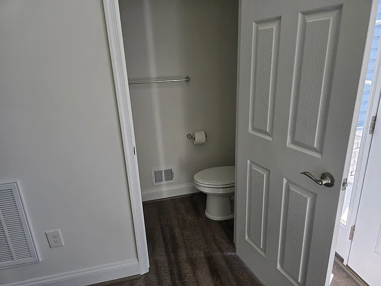 104 New Jersey Rd — Photo 10