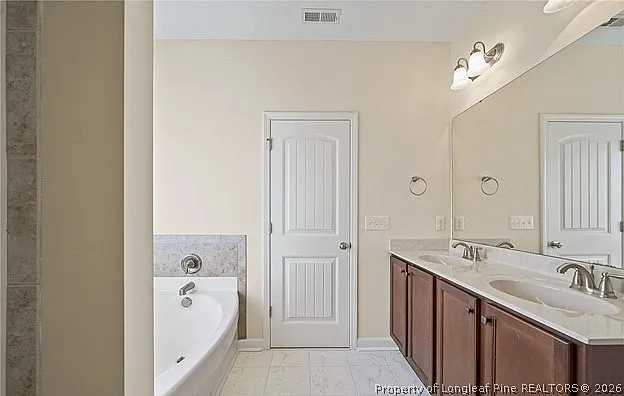 1012 Ronald Reagan Dr — Photo 17
