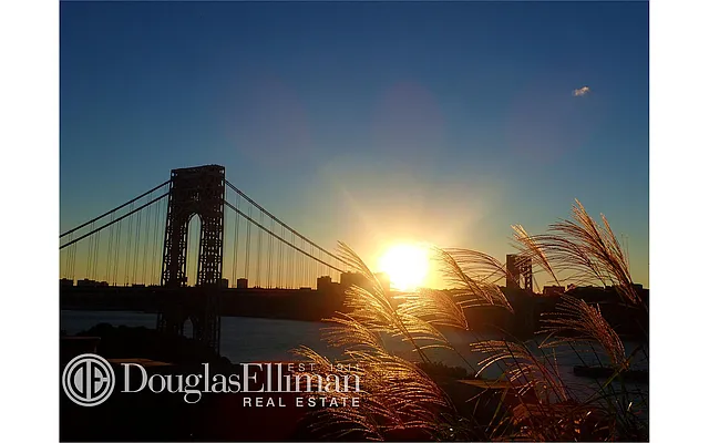 Sold by Douglas Elliman | media 27