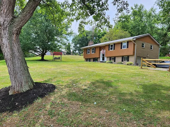49619 S Park Cir, East Liverpool, OH 43920