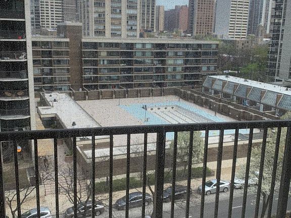 4th image of 1540 N La Salle St #701