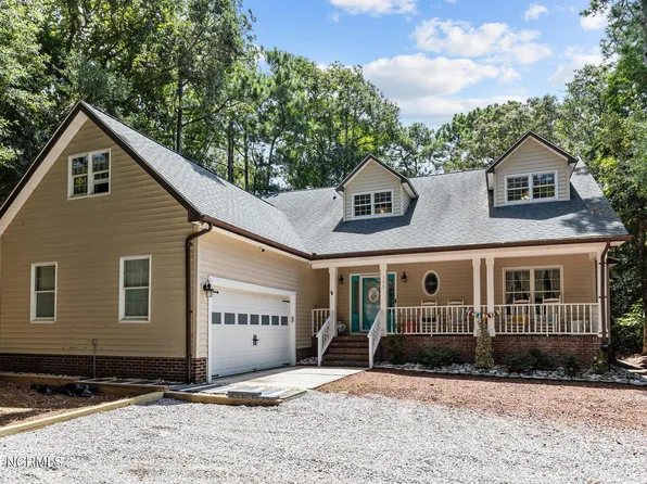 155 Hawthorne Drive, Pine Knoll Shores, NC 28512