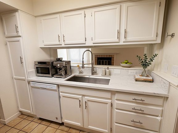4th image of 2392 N Main St Unit A