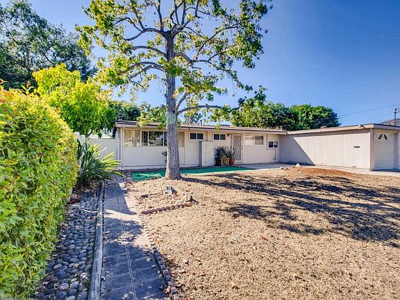 3rd image of 6218 Lake Alamor Ave