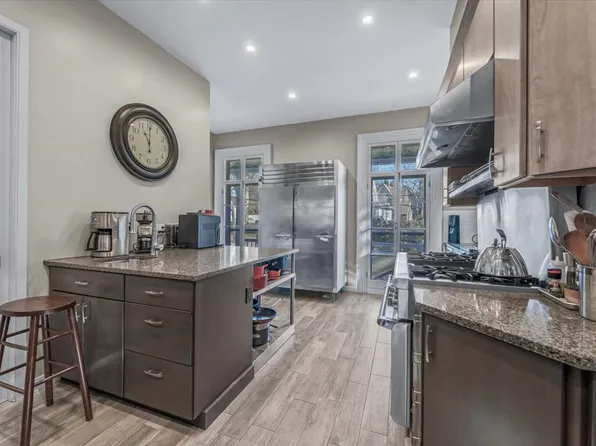 236-02 Forest Road image 11 of 23