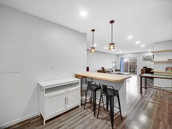 5th image of 1133 S Finley Rd APT 310