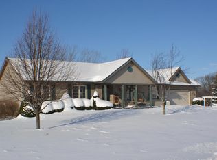 7981 Summit Dr, Delavan, WI 53115