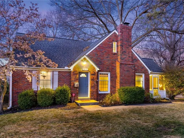 5316 Neosho Ln, Roeland Park, KS 66205