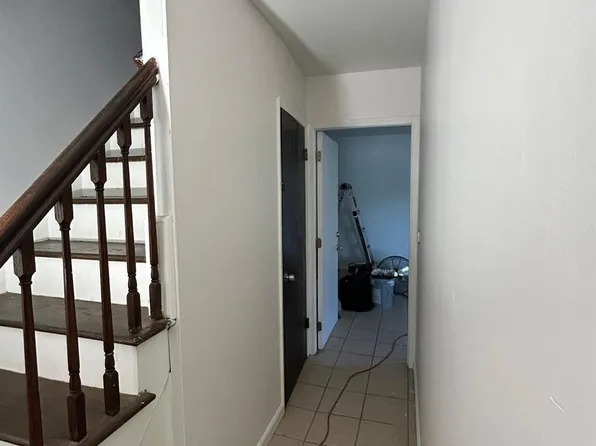 2700 Harding Ave, Bronx, NY 10465