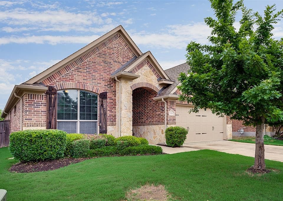 1st image of 359 Falstaff Dr