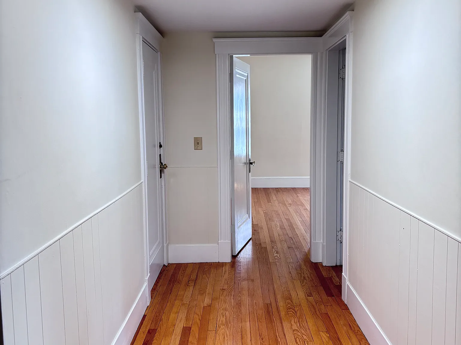 2 bed, $1,950 — Photo 2