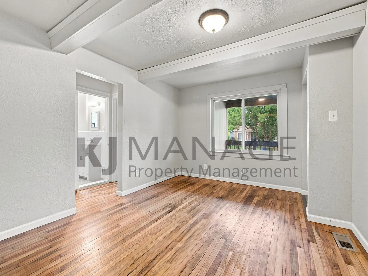 4 bed, 1406 sqft, $1,450 — Photo 4