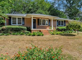 203 Maple Park Dr, Williamston, SC 29697
