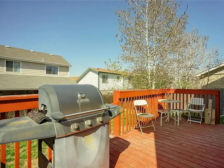 12232 Newport Dr — Photo 14