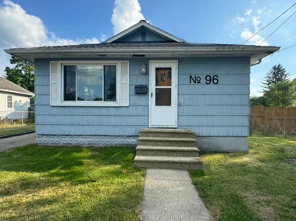96 Willard Ave E, Battle Creek, MI 49037
