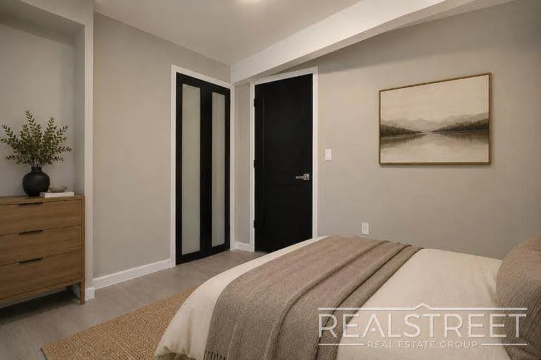 670 Eastern Pkwy #1 — Photo 7