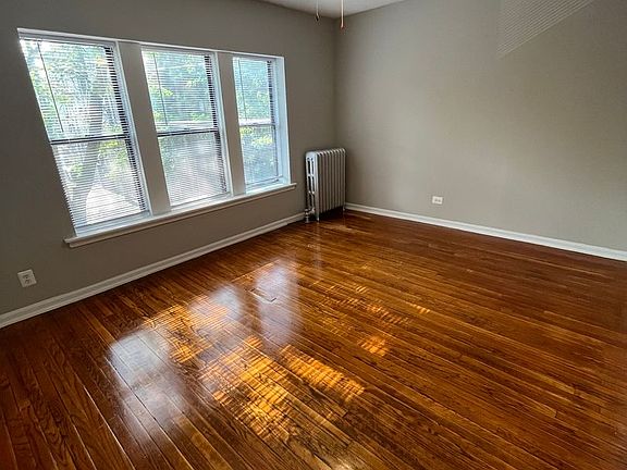 4th image of 4946 W Adams St #302B