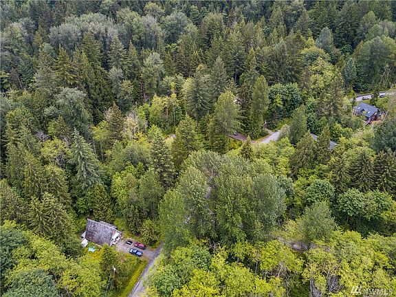 3rd image of 7590 Canyon View Dr