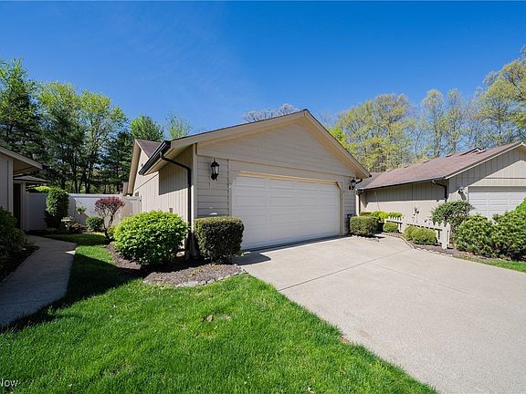 3rd image of 11480 Blodgett Creek Trl