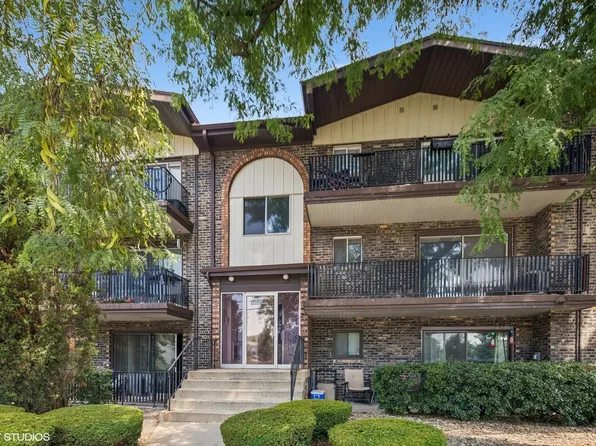 5204 Midlothian Tpke APT 214, Crestwood, IL 60418