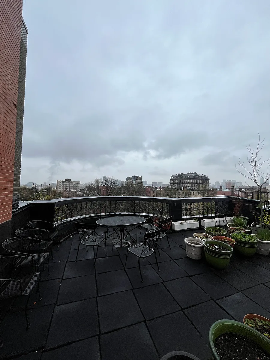 Building Photo - 386 Commonwealth Ave #63