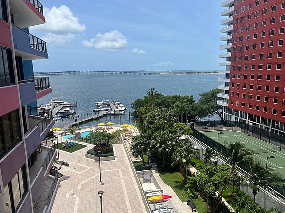 5th image of 1581 Brickell Avenue #406