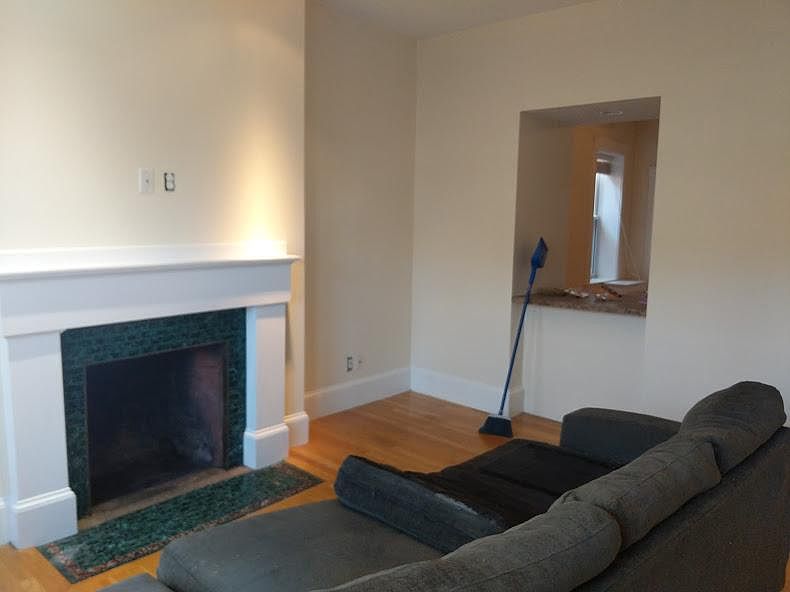 2nd image of 20 Aberdeen St