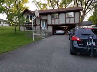 926 23rd Ave NW, New Brighton, MN 55112