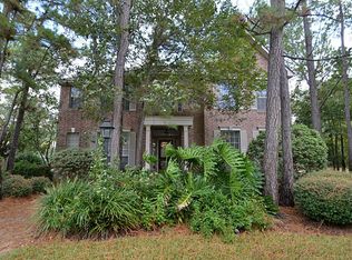 106 Summer Storm Pl, The Woodlands, TX 77381