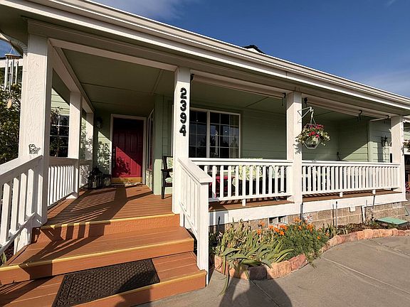 3rd image of 2394 NE Crocus Way