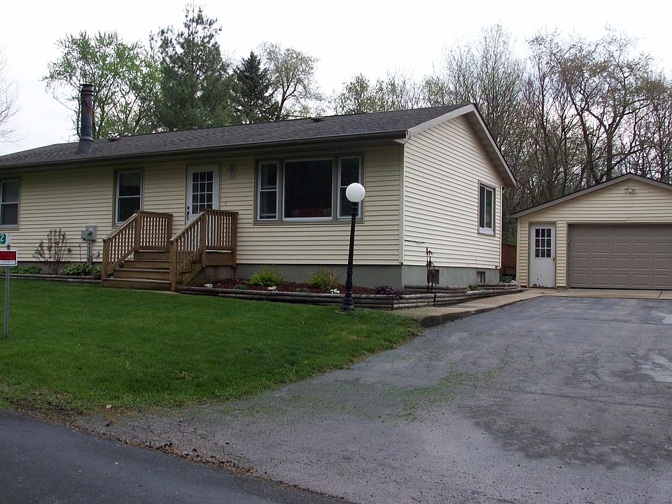 1st image of N6882 N Lake Dr