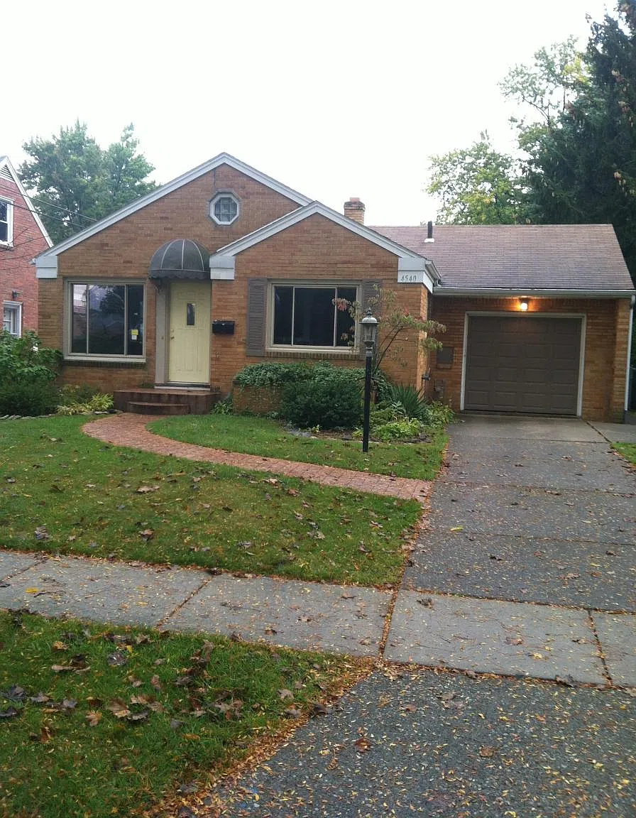 2 bed, 1066 sqft, $1,700 — Photo 3