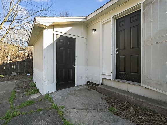 3rd image of 8400 Herrick Ln