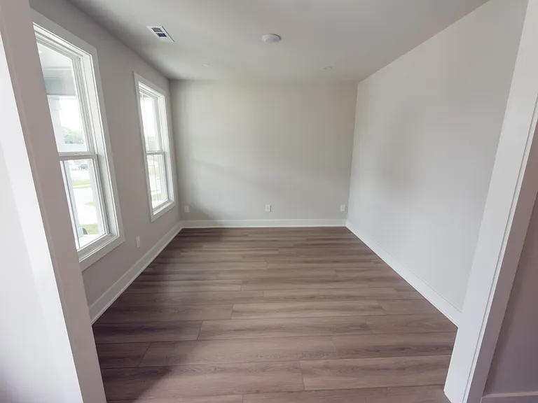 828 Silva Loop — Photo 8