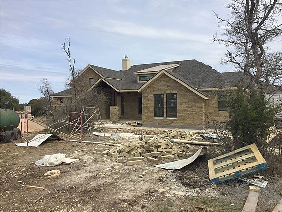 4th image of 161 Saddle Ln