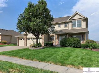 12570 S 81st Ave, Papillion, NE 68046