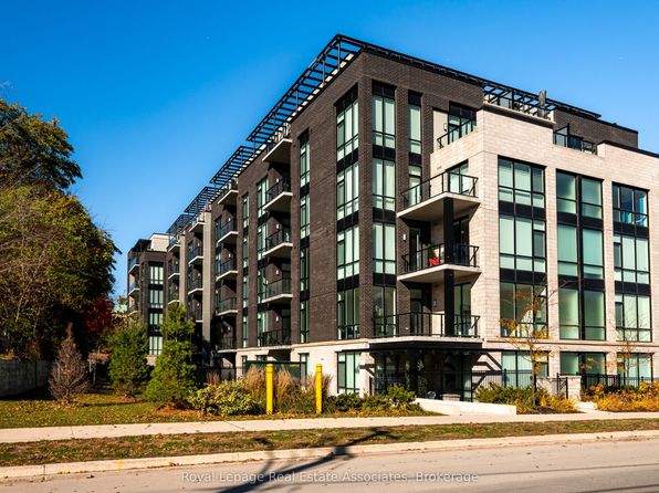 42 Mill St #209, Halton Hills, ON L7G 0P9