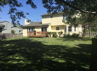 311 Goldenrod Rd, Bloomington, IL 61704