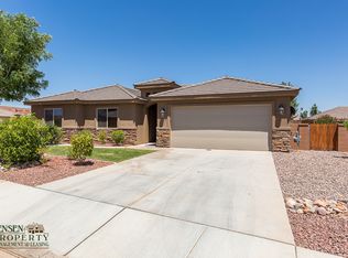 1078 N Camel Springs Dr, Washington, UT 84780