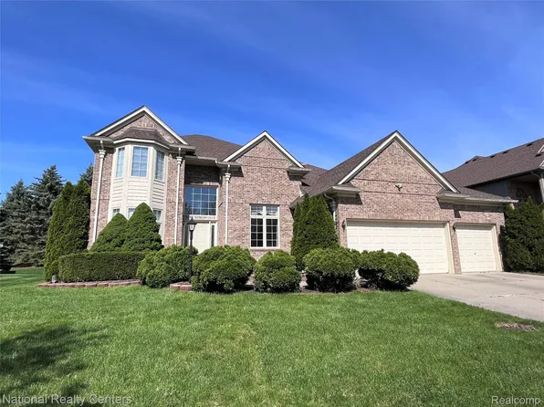 2056 Somerville, Rochester Hills, MI 48307