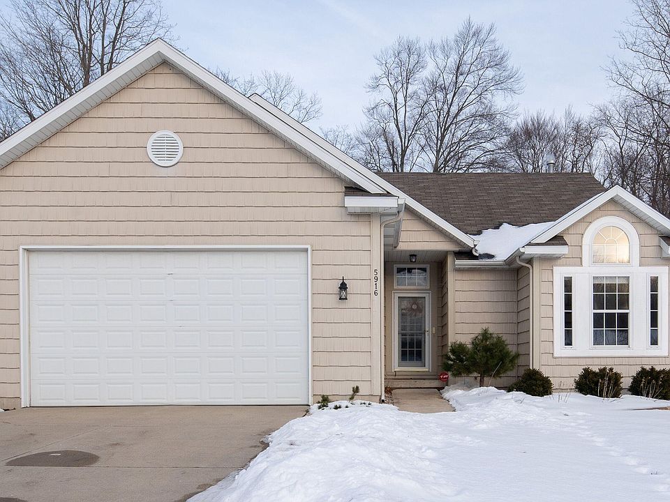 1st image of 5916 Grand Oaks Dr NE