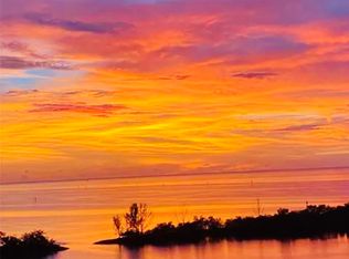 5915 Sea Ranch Dr, Hudson, FL 34667