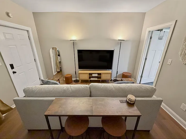 319 N Temple Ave #A — Photo 8